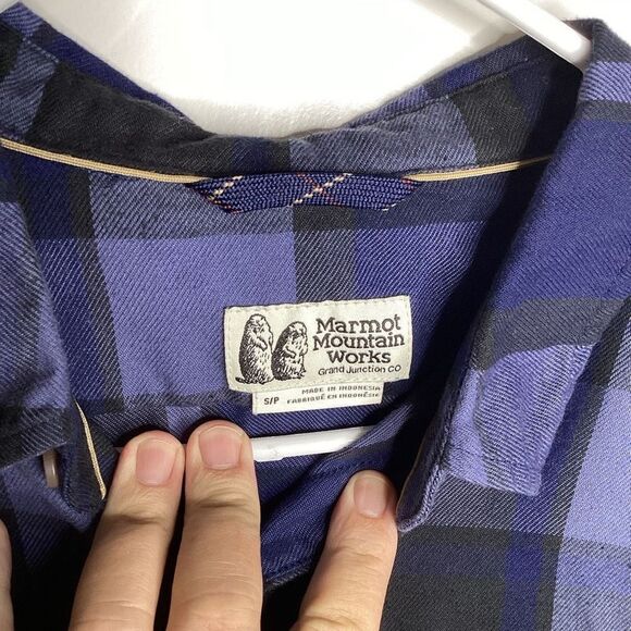 Mens Marmot Mountain Works long sleeved Flannel shirt small Blue plaid - Picture 2 of 7